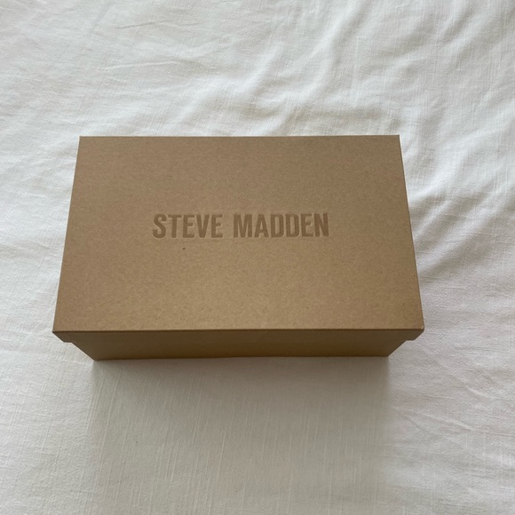 Steve Madden | Shoes | Steve Madden Slinky3 White | Poshmark